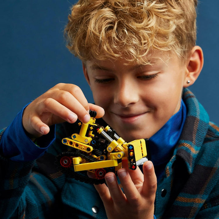 Lego Heavy-Duty Bulldozer