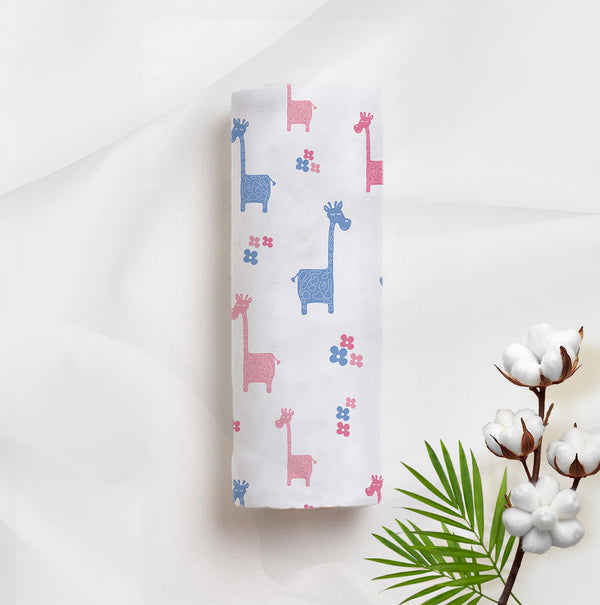 TinyLane Lanky Giraffe Organic Bamboo Baby Swaddle | 90 x 90 cm