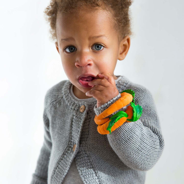 Oli and Carol Cathy The Carrot Natural Rubber Teether