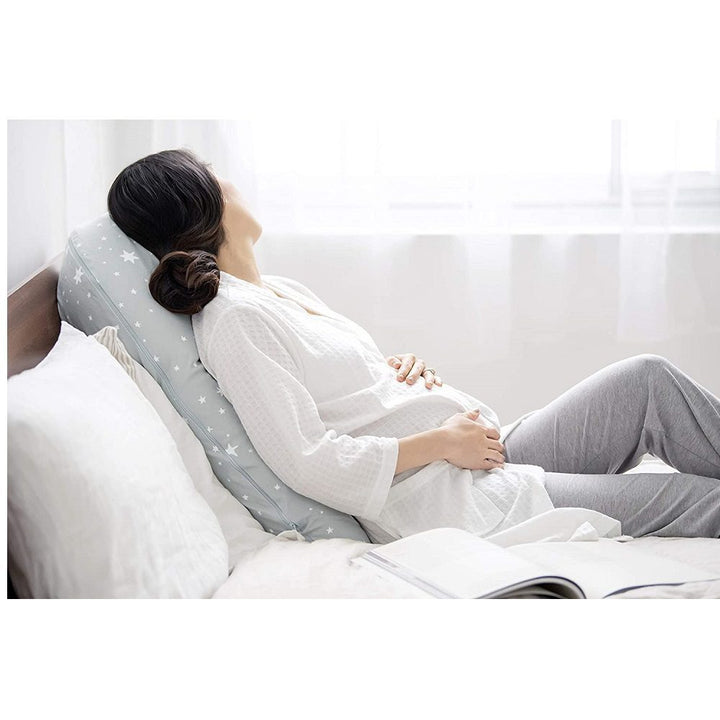 Medela Maternity and Nursing Pillow