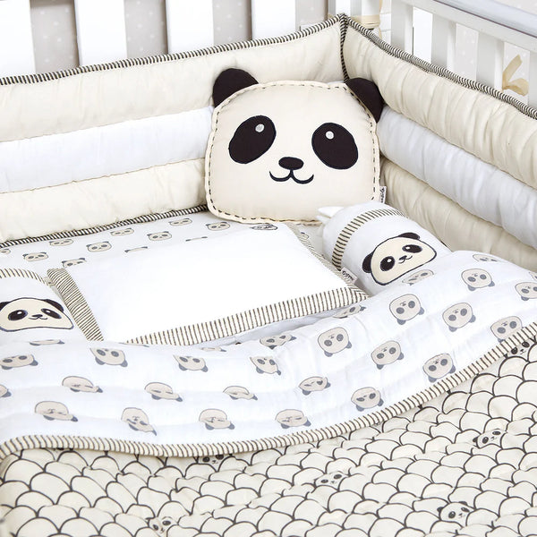 Masilo Organic Cotton Cot Bedding Set – Peekaboo Panda (With Quilted Blanket)