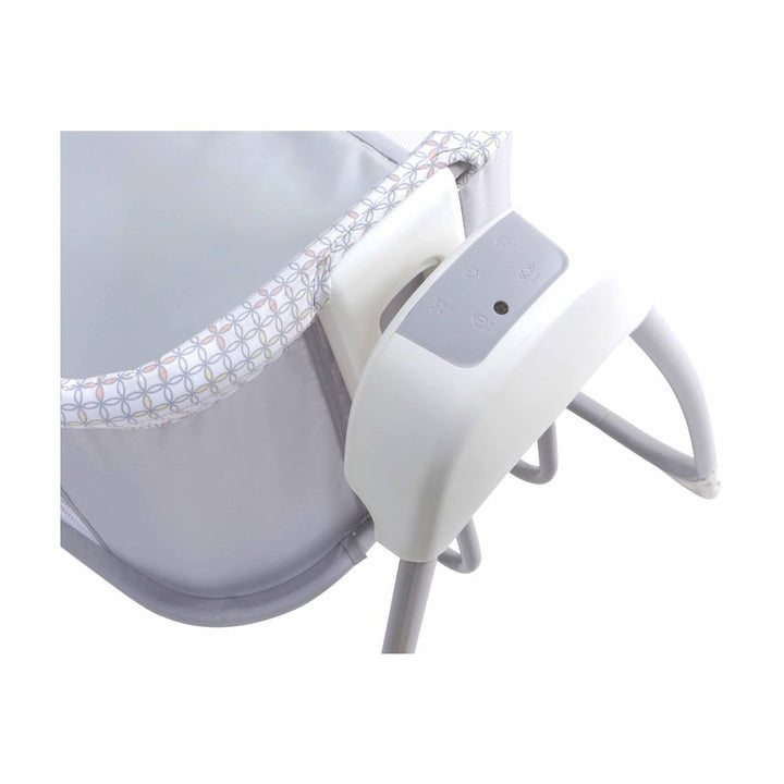 Mastela Deluxe 4 in 1 Bassinet