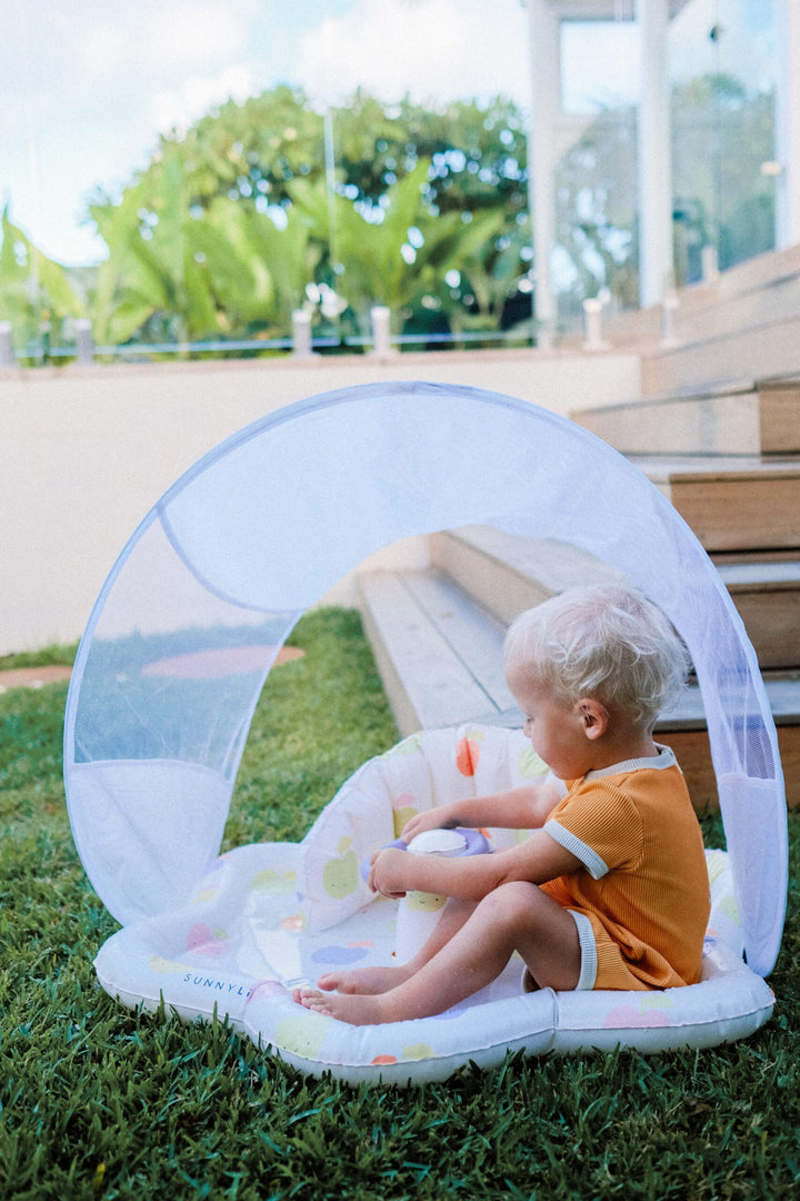 SUNNYLiFE Baby Playmat with Shade Apple Sorbet Multi