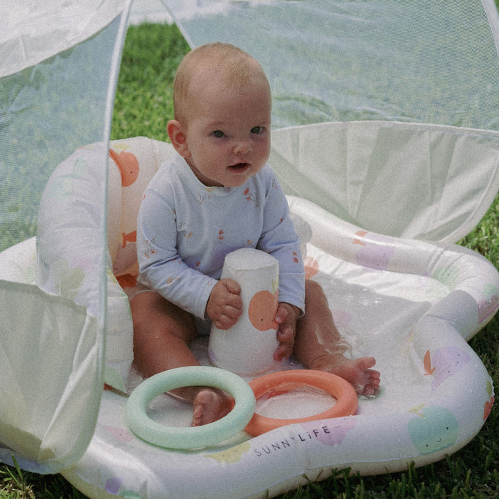 SUNNYLiFE Baby Playmat with Shade Apple Sorbet Multi