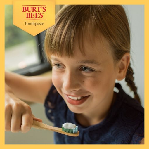 Buy Burt's Bees Kids Fruit Fusion Toothpaste Fluoride Free, 4.2oz/119g online with Free Shipping at Baby Amore India, Babyamore.in